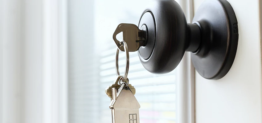 Bifold Door Knob Replacement in Seal Beach, California